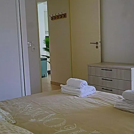 アパート Proche Monaco 4 Personnes