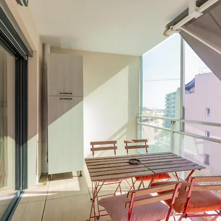 Cozy 1-bedroom With Ac & Garage Near Апартаменты Босолей